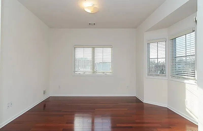 1 bed, 1.0 bath, 1000 sqft, $1,869 — Photo 3