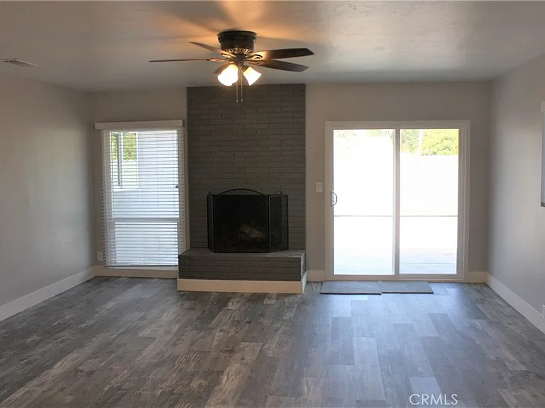 3035 Kathleen St — Photo 14
