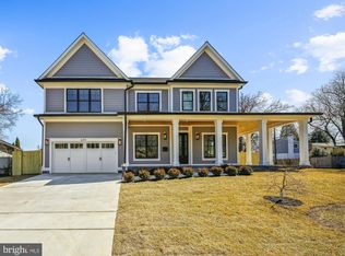 6311 Stoneham Rd, Bethesda, MD 20817