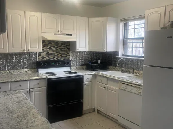 198 Greenwood Loop Road, Brick, NJ 08724