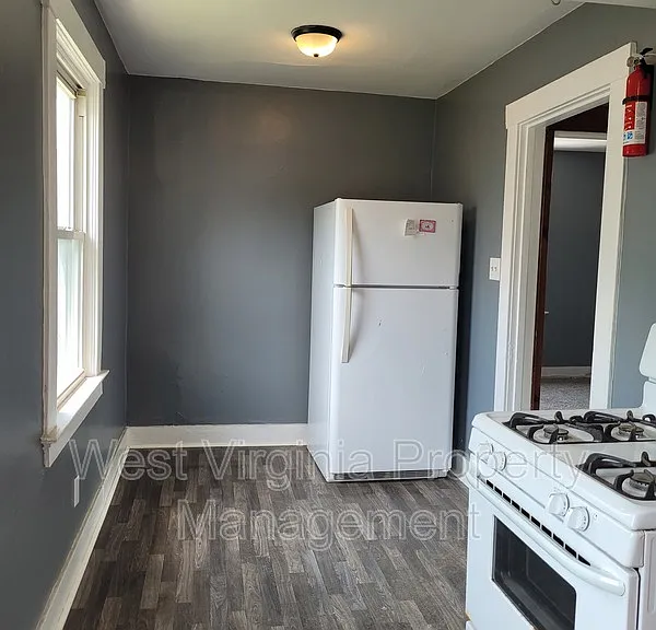 119 Route 60 — Photo 17