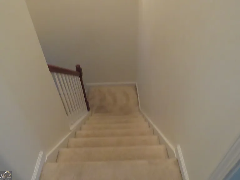 2718 Rocky Ct S — Photo 30