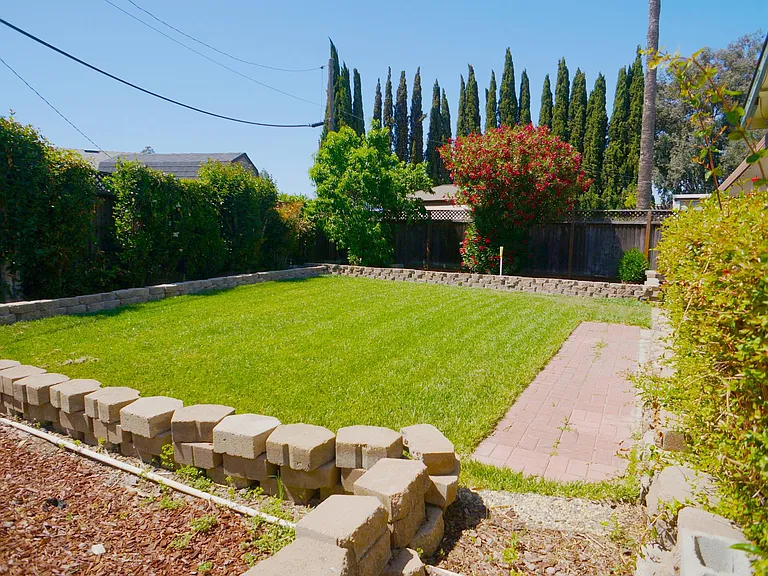5411 Woodhurst Ln — Photo 9