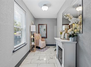 1205 N 17th St, Waco, TX 76707