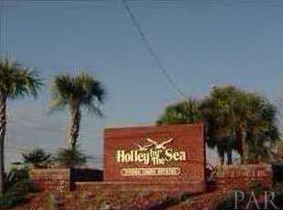 6991 N Gandy Dr, Navarre, FL 32566