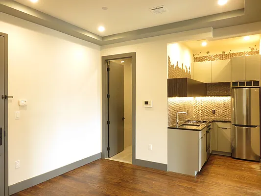 Rented by Rennit Inc. | media 63