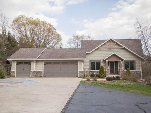 W5416 Highland Drive, New Glarus, WI 53574