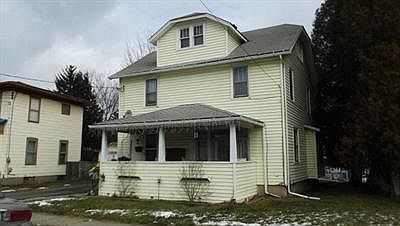 1st image of 312 W Thurston St