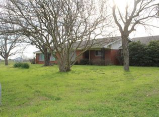 1132 Walker St, Marlin, TX 76661