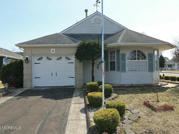 2 Wycombe Court, Toms River, NJ 08757