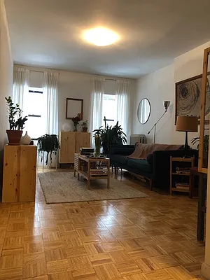 Rented by Shai Realty Management Inc | media 12