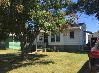 706 Safford Ave, Garden City, KS 67846