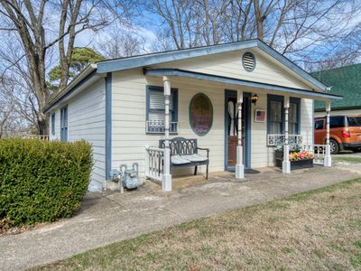 9 Summit St, Eureka Springs, AR, 72632