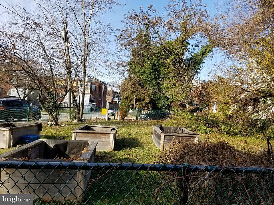 2nd image of 4701 Alhambra Ave