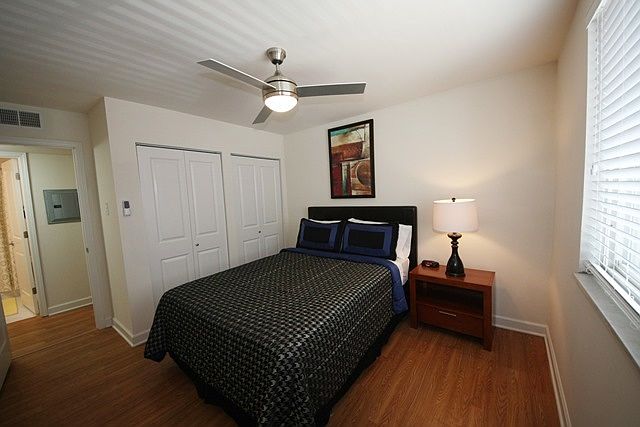 BIG 2nd bedroom