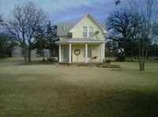 703 S Reed Ave, Lyons, KS 67554