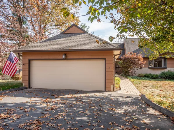 6 Chambord Park #6, Bloomfield, CT 06002