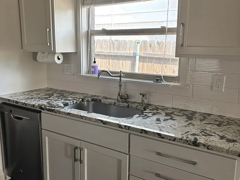 1808 Michael Dr — Photo 2