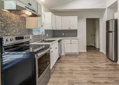 5706 Gloucester Ln Photo 1