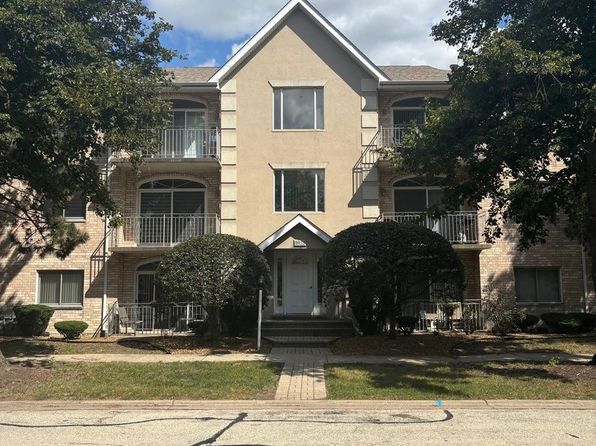 9439 S 79th Ave APT 202