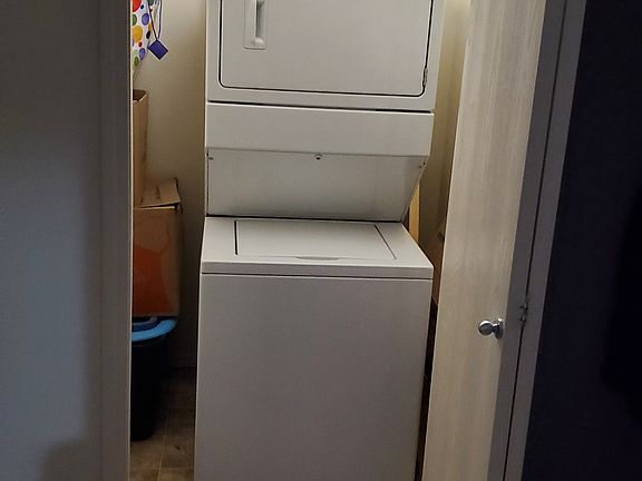 4th image of 1180 Hyndman Rd NW #321