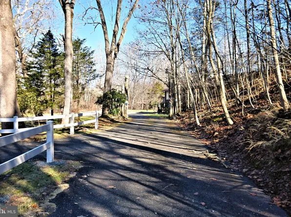 550 N Sanatoga Rd, Pottstown, PA 19464