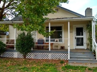 944 SW Rogue River Ave, Grants Pass, OR 97526