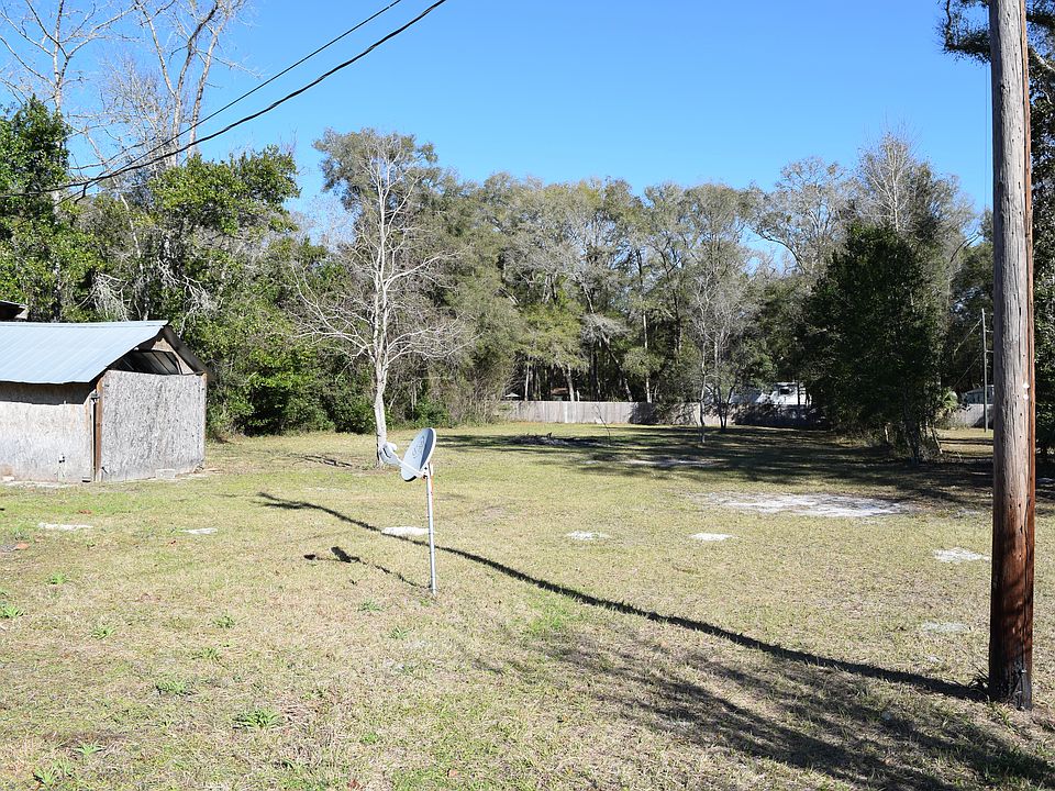 2nd image of 7451 NW 95th St