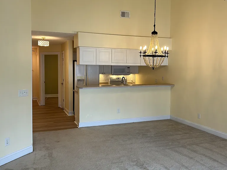 627 Woodmoor Dr #302-1 — Photo 3