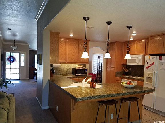 2nd image of 1765 Sierra Brook Ct
