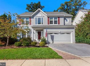6815 Silver Ann Dr, Lorton, VA 22079