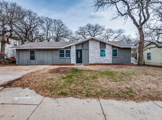 768 Shady Ln, Hurst, TX 76053