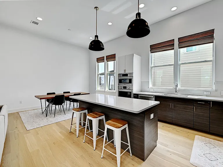 7329 Cordoba Dr — Photo 7
