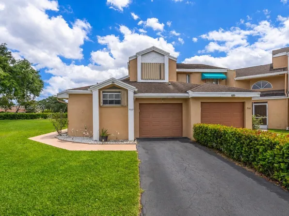 7059 Woodmont Way, Tamarac, FL 33321