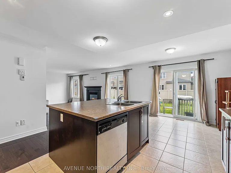 413 Boisdale Walk — Photo 7