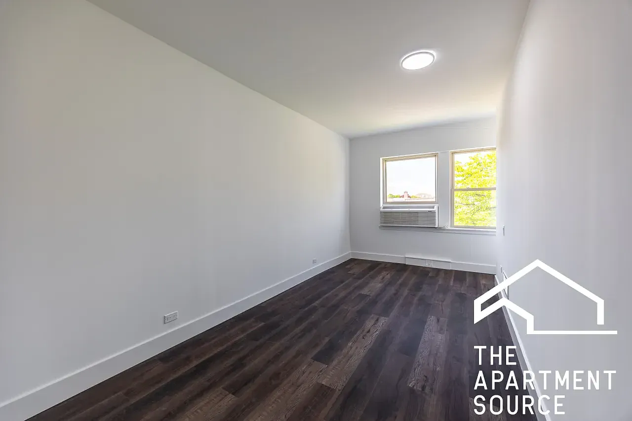 2 bed, 1000 sqft, $2,695 — Photo 4