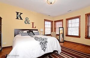 5th image of 2023 W Arthur Ave Unit D2