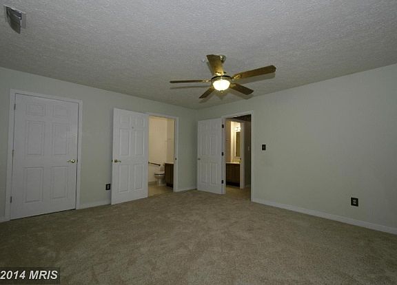 5th image of 200 Burkwood Ct APT J