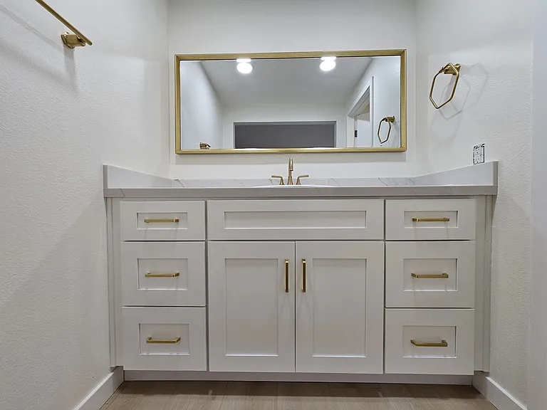 459 E Orange Grove Ave #F — Photo 28