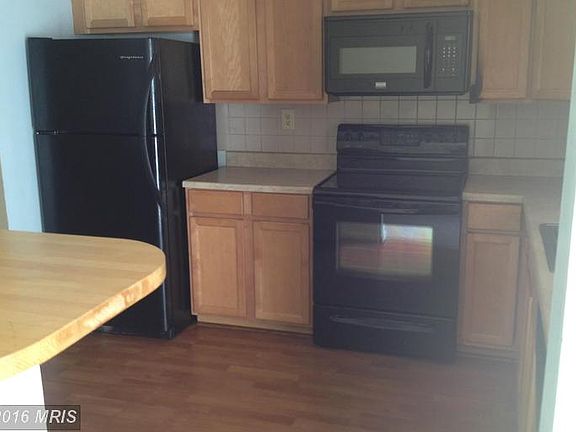 5th image of 8909 Grandhaven Ave