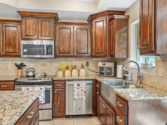 4th image of 16543 Grand Coteau