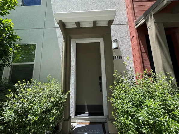 1629 Centre Pointe Dr, Milpitas, CA 95035