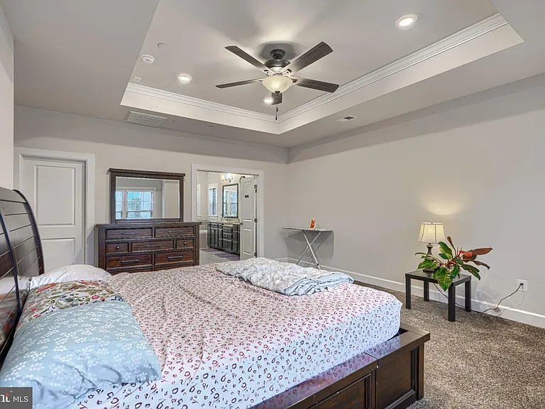 7142 Starmount Way — Photo 63