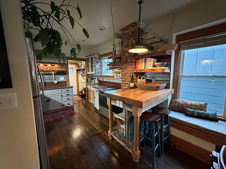 4243 Kenwood Ave — Photo 15