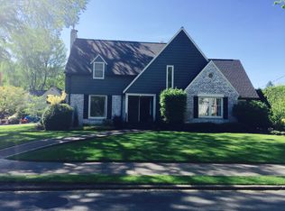 6243 SE Reed College Pl, Portland, OR 97202