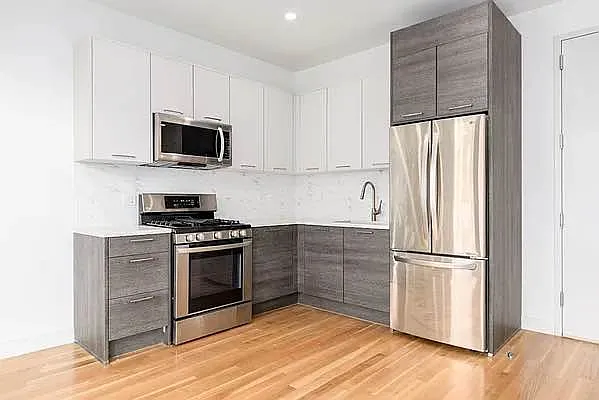 Rented by GROOME REALTY LLC | media 4