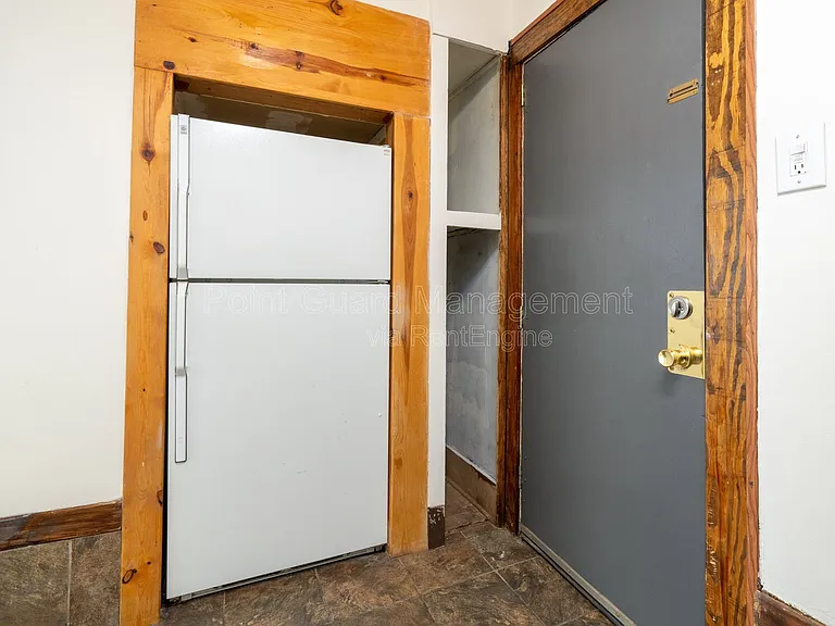 423 N Emporia Ave #5 — Photo 12