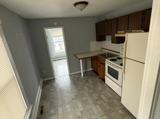 7360 Perry St #B, Cincinnati, OH 45231