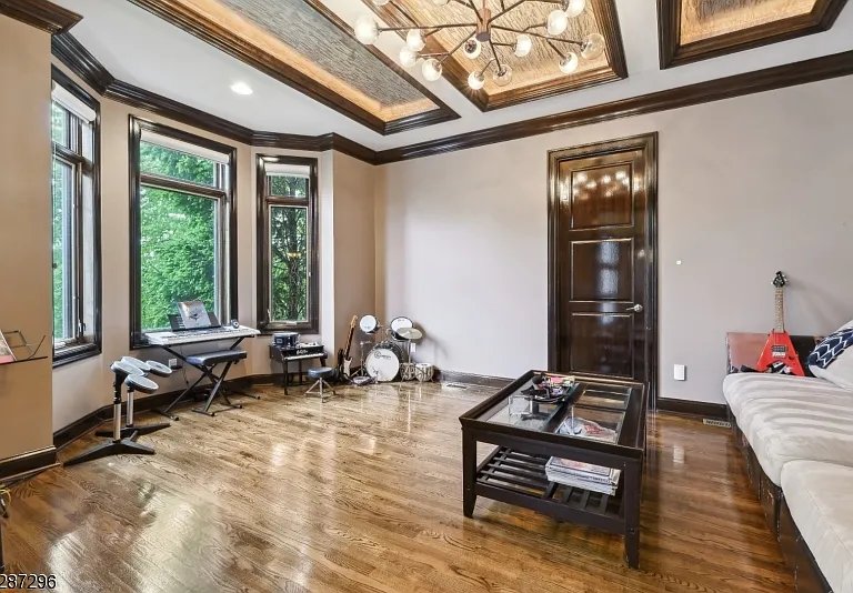 14 Michelle Ln — Photo 11
