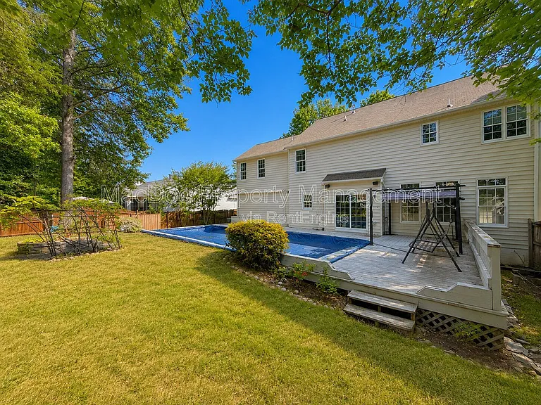 10500 Westfield Ln — Photo 47